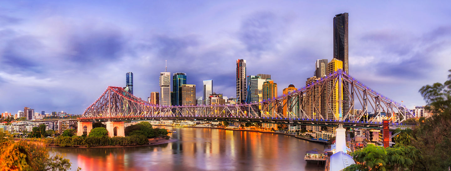 Brisbane story bridge skyline