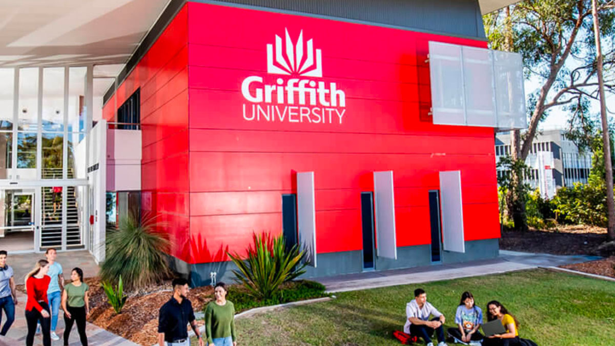 2025-scholarships-griffith-college